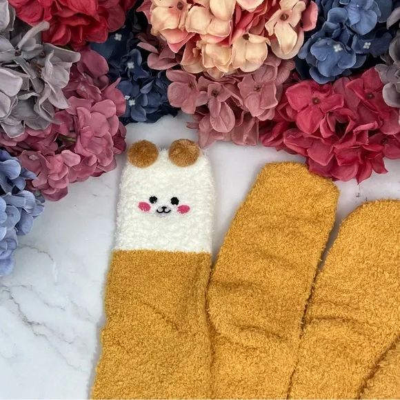 Whimsical Plush Animal Camel Brown Bear Over the Knee Socks - Picture 6 of 14